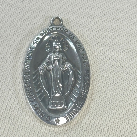 Unbranded Jewelry - Miraculous Medal Sterling Silver Virgin Mary Religious Pendant 9g Oval Medallion